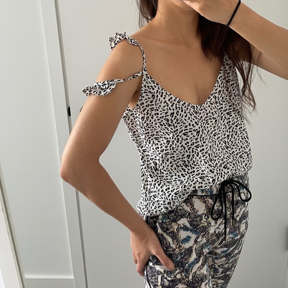 Leopard Mini Ruffle Top - Picture 1 of 4